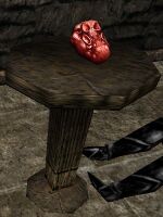 Eleonora's Heart on a pedestal